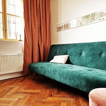 아파트 Charming Vintage With A Private Patio